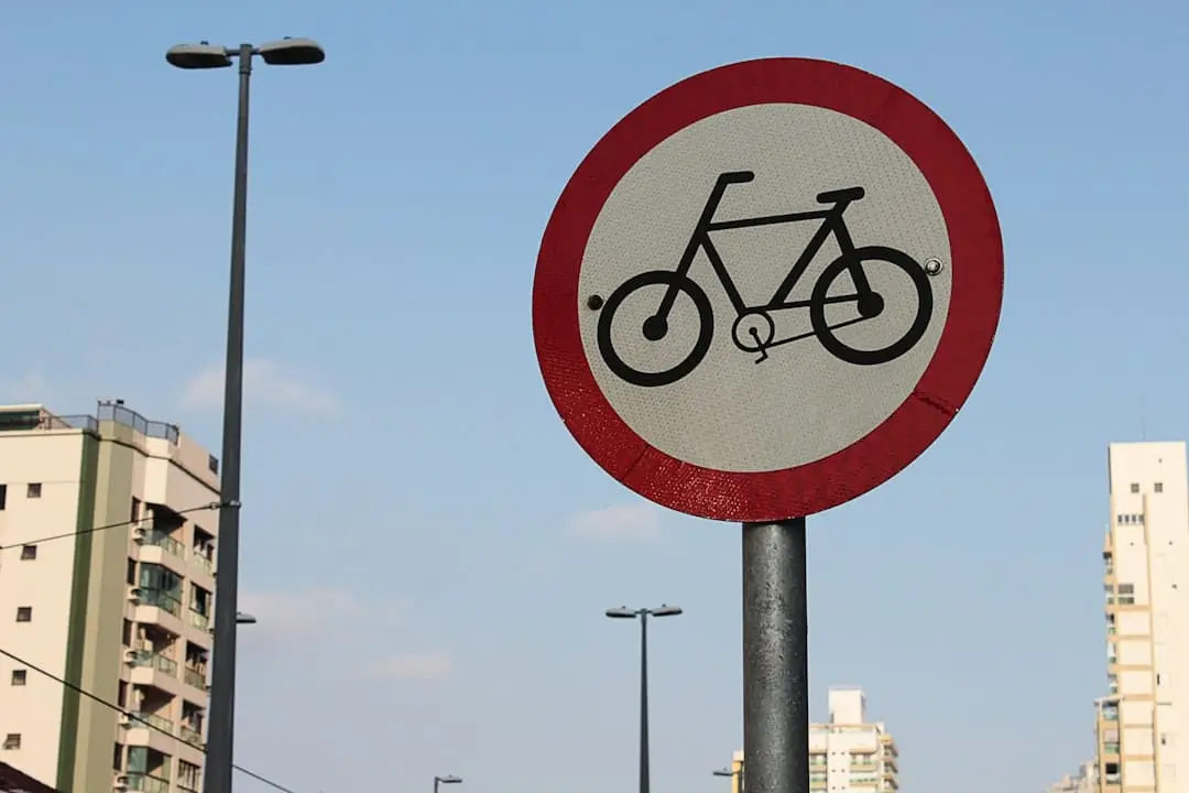 Tips för att öka cykelsäkerheten i trafiken illustration